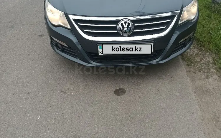 Volkswagen Passat 2011 года за 4 300 000 тг. в Алматы