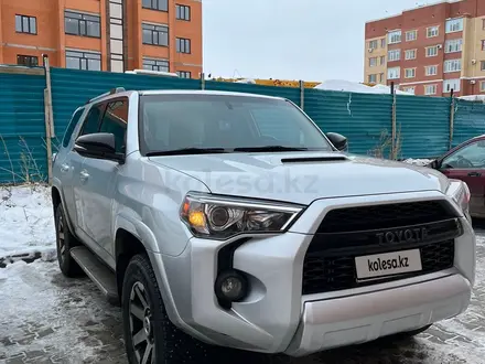 Toyota 4Runner 2017 года за 15 200 000 тг. в Актобе