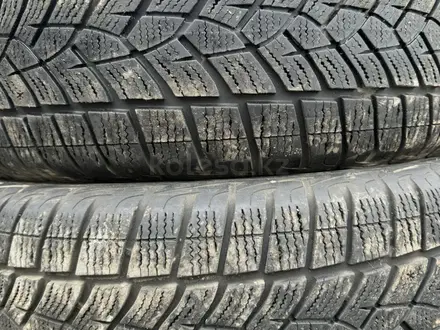 225/65/17 Goodyear зимний комплект шин за 65 000 тг. в Алматы – фото 2