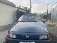 Volkswagen Passat 1992 годаfor1 600 000 тг. в Шымкент