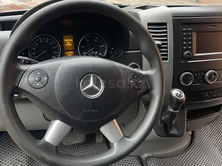 Mercedes-Benz Sprinter 2016 года за 16 000 000 тг. в Алматы – фото 11