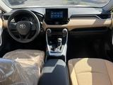 Toyota RAV4 2022 года за 18 800 000 тг. в Актобе – фото 5