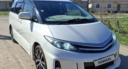 Toyota Estima 2013 года за 9 500 000 тг. в Алматы
