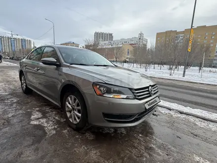 Volkswagen Passat 2012 года за 5 900 000 тг. в Астана – фото 2