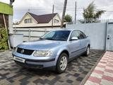 Volkswagen Passat 1997 года за 1 900 000 тг. в Семей