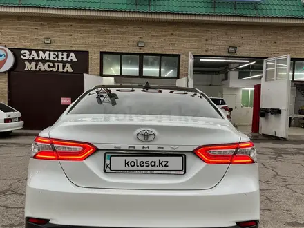 Toyota Camry 2019 года за 14 444 444 тг. в Алматы – фото 15