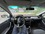 Skoda Rapid 2013 года за 2 380 000 тг. в Алматы – фото 5