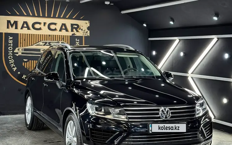Volkswagen Touareg 2015 года за 14 999 999 тг. в Астана