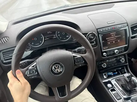 Volkswagen Touareg 2015 года за 14 999 999 тг. в Астана – фото 11