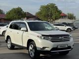 Toyota Highlander 2012 годаүшін12 500 000 тг. в Алматы