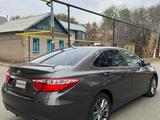 Toyota Camry 2015 года за 6 200 000 тг. в Уральск – фото 4