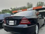 Mercedes-Benz C 240 2001 года за 2 500 000 тг. в Алматы – фото 2