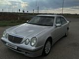 Mercedes-Benz E 320 2001 годаfor4 300 000 тг. в Атырау – фото 5