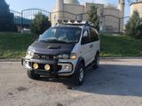 Mitsubishi Delica 1994 года за 3 300 000 тг. в Алматы