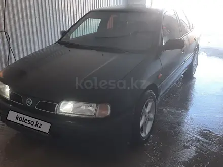 Nissan Primera 1995 года за 800 000 тг. в Актау – фото 3