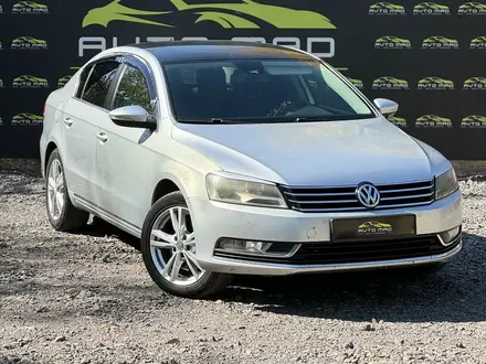 Volkswagen Passat 2011 года за 4 800 000 тг. в Караганда