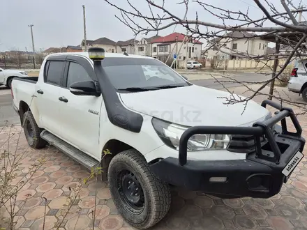 Toyota Hilux 2016 года за 14 000 000 тг. в Актау