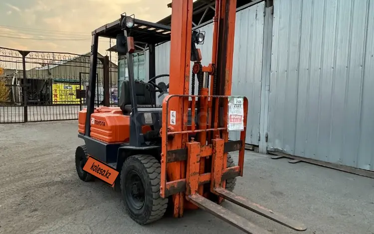 Toyota  5FG25 2000 года за 3 700 000 тг. в Алматы