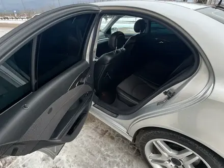 Mercedes-Benz E 320 2002 года за 6 600 000 тг. в Актау – фото 18