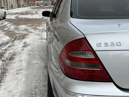 Mercedes-Benz E 320 2002 года за 6 600 000 тг. в Актау – фото 5