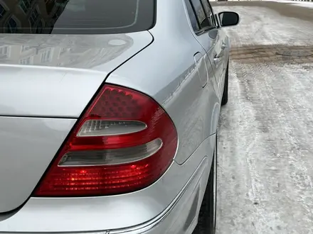 Mercedes-Benz E 320 2002 года за 6 600 000 тг. в Актау – фото 6