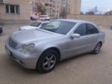 Mercedes-Benz C 200 2003 года за 3 800 000 тг. в Актау – фото 5