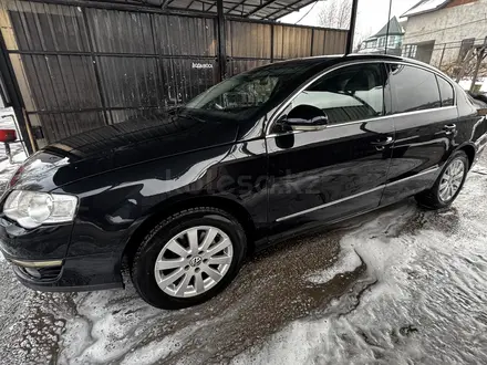 Volkswagen Passat 2006 года за 3 800 000 тг. в Алматы – фото 3