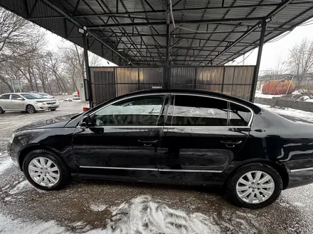 Volkswagen Passat 2006 года за 3 800 000 тг. в Алматы – фото 13