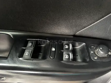 Volkswagen Passat 2006 года за 3 800 000 тг. в Алматы – фото 20