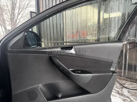 Volkswagen Passat 2006 года за 3 800 000 тг. в Алматы – фото 24