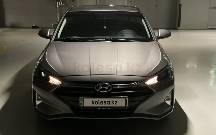 Hyundai Elantra 2019 года за 8 800 000 тг. в Астана