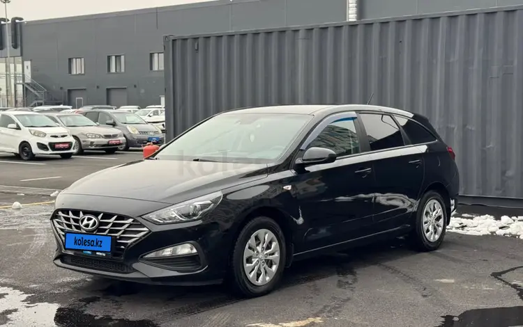 Hyundai i30 2023 года за 7 660 000 тг. в Алматы