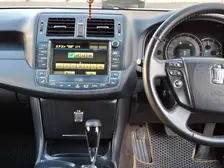 Toyota Crown, 2010