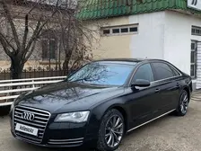 Audi A8, 2010