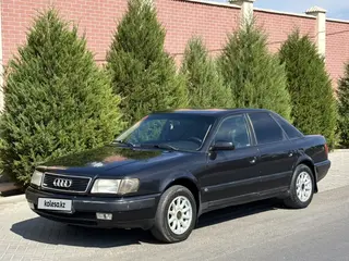 Audi 100