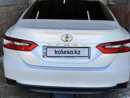 Toyota Camry 2023 года за 18 900 000 тг. в Актау – фото 3