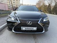 Lexus ES 250 2019 года за 19 500 000 тг. в Шымкент