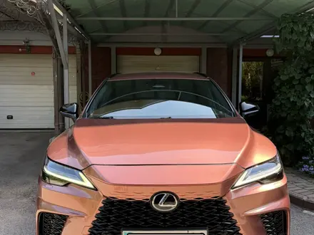 Lexus RX 350 2023 года за 38 500 000 тг. в Алматы – фото 2