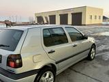 Volkswagen Golf 1992 годаfor2 400 000 тг. в Шымкент