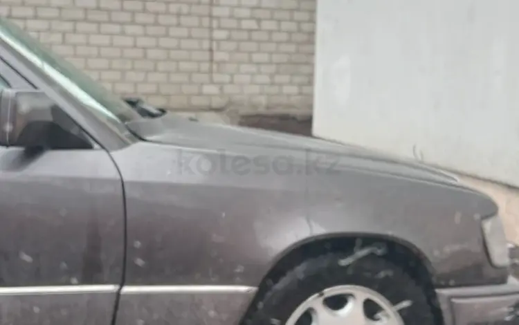 Mercedes-Benz E 230 1992 годаүшін1 150 000 тг. в Астана