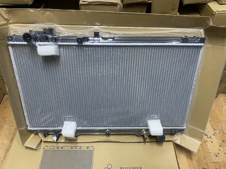 Основной радиатор Lexus GS300 JZS160 в наличии! за 20 000 тг. в Алматы