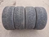 Комплект зимние шины размер 265 45 21 фирма Nokian за 80 000 тг. в Алматы
