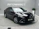 Toyota Camry 2022 года за 12 850 000 тг. в Атырау – фото 2