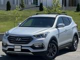 Hyundai Santa Fe 2016 года за 8 900 000 тг. в Шымкент