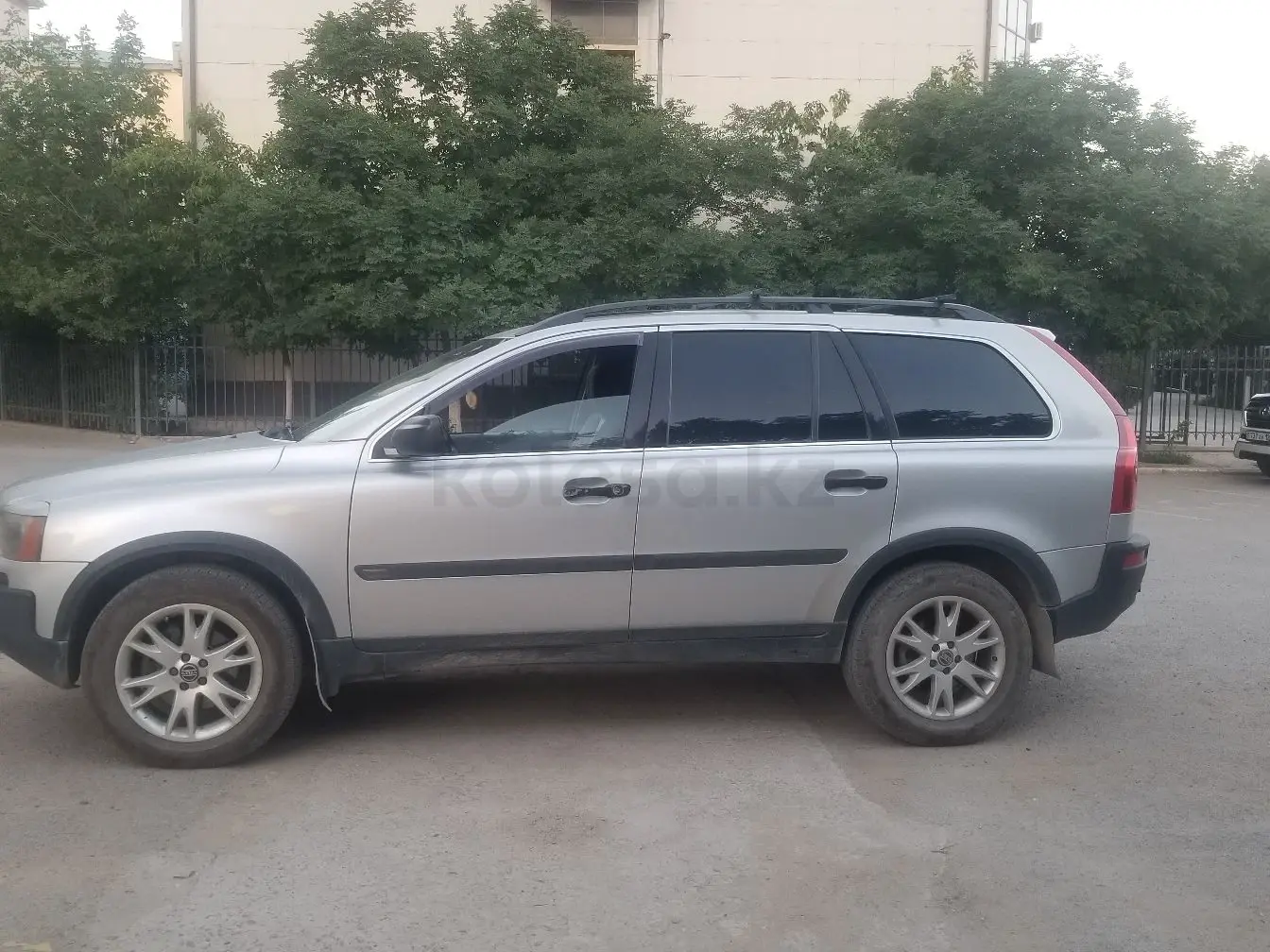 Volvo XC90, 2003