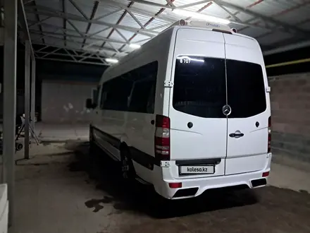 Mercedes-Benz Sprinter 2010 года за 14 500 000 тг. в Алматы – фото 8