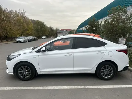 Hyundai Accent 2022 года за 7 900 000 тг. в Алматы – фото 4