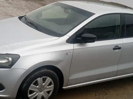 Volkswagen Polo 2014 года за 2 438 100 тг. в Алматы – фото 2
