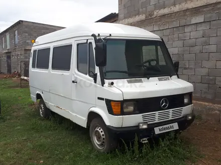 Mercedes-Benz MB 100 1993 года за 1 400 000 тг. в Астана