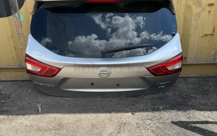 Крышка багажника Nissan Qashqai J11 Ниссан кашкай за 280 000 тг. в Караганда